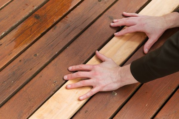 Deck Board Repair in Battle Ground