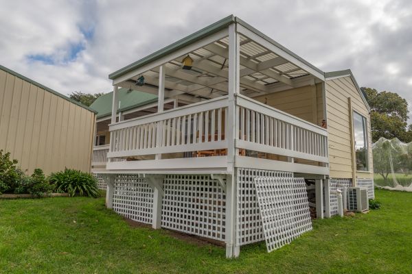 Deck Lattice Replacement in Battle Ground
